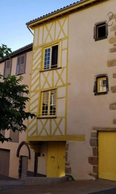 Bel Appartement, 2 Chambres, Centre